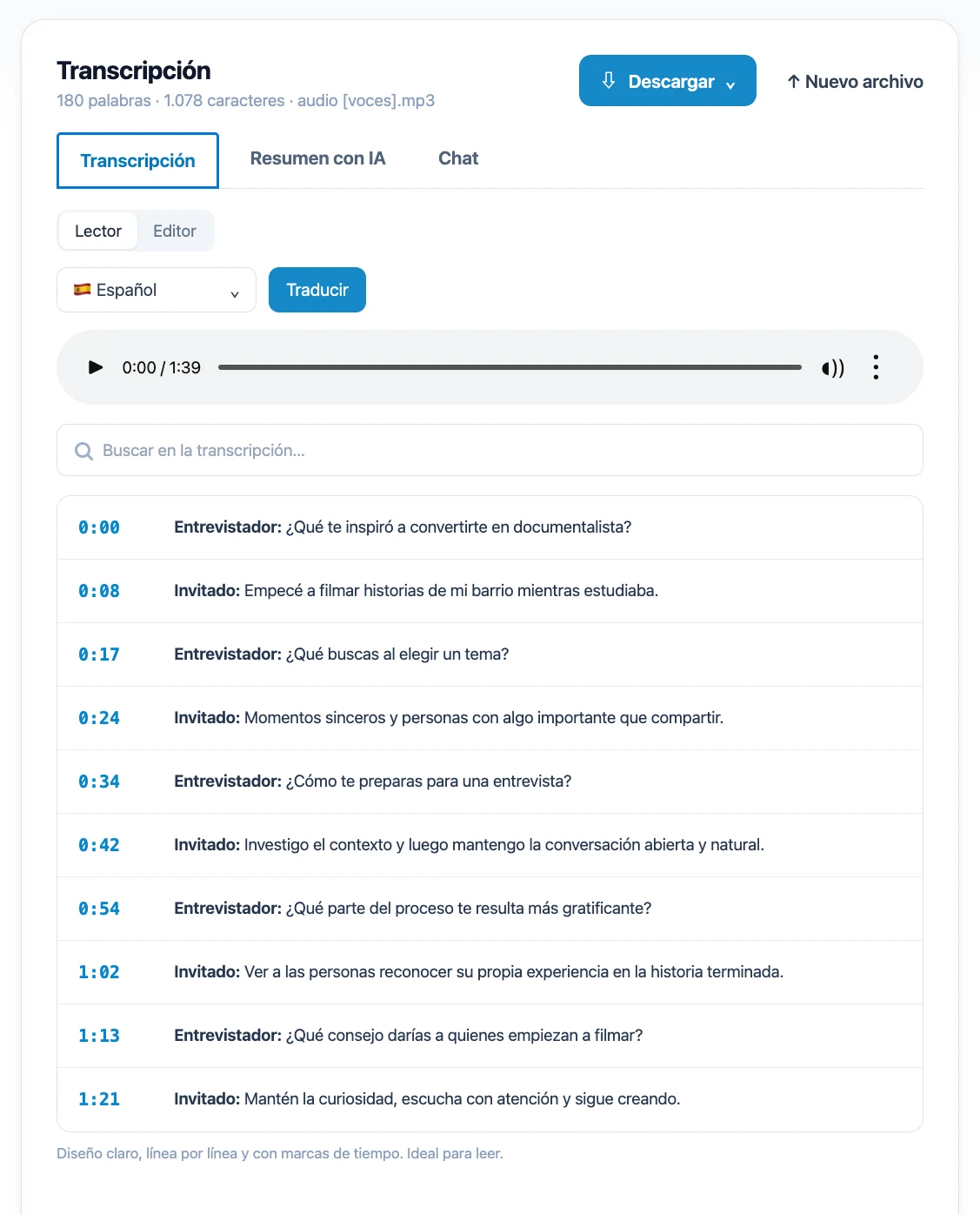 Vista previa de Mictoo de una entrevista transcrita en español con marcas de tiempo y controles de traducción